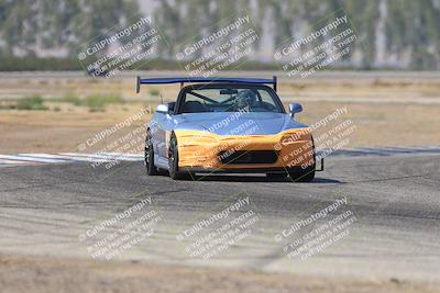 media/Sep-20-2025-Extreme Speed (Sat) [[1fcc23683c]]/Orange (Mid Intermediate)/Session 2 (Sunrise)/